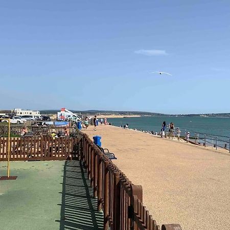 Crow'S Nest, Central New Forest Coastal Village Beach Apartment Milford on Sea Exterior photo